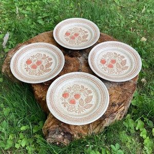Vintage Strawberry Dessert Plates - Cottagecore